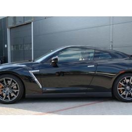 Zážitek - Jízda na letišti v supersportu Nissan GT-R - Středočeský kraj